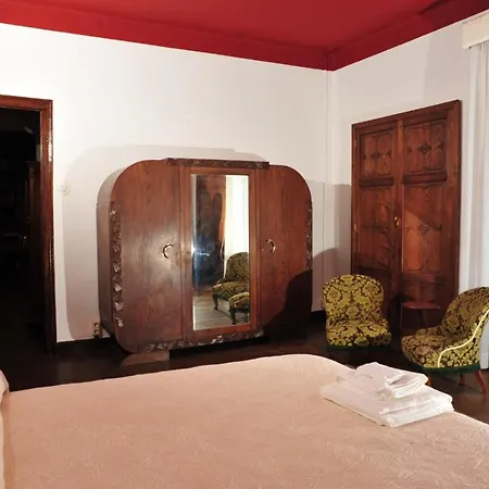 Palacete Salas 18a01 別荘 サラス