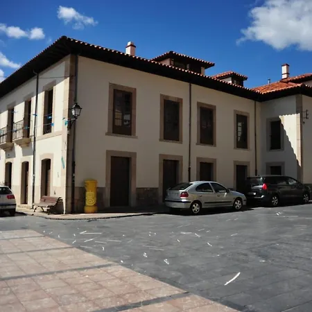 Palacete Salas 18a01 * サラス